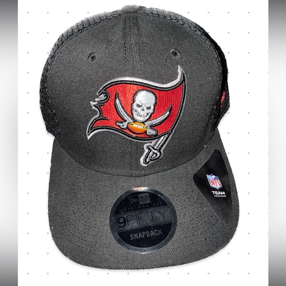 Buccaneers Hat - Picture 1 of 2